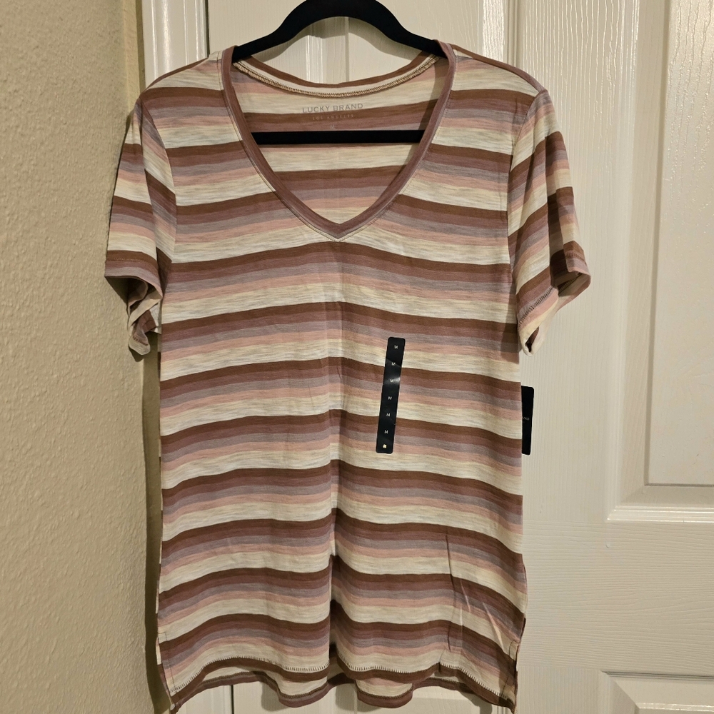 Lucky Brand Women's Classic V-Neck T-Shirt in Purple Stripe NWT‎ Size Medium